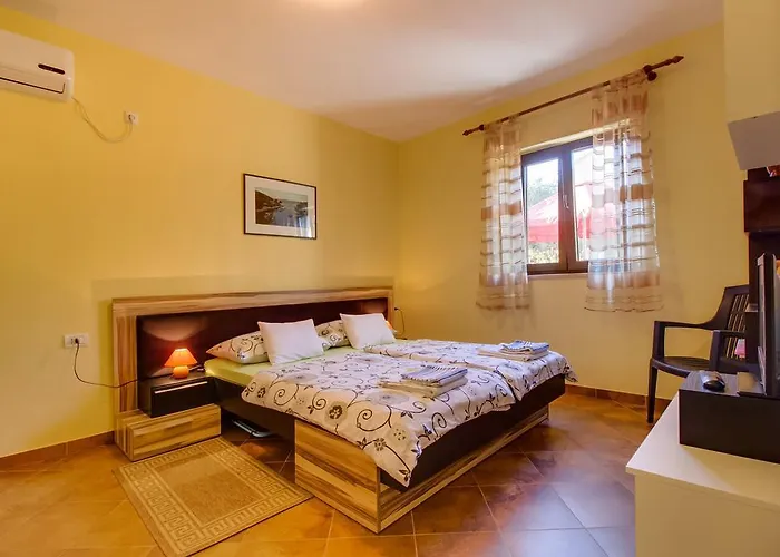 Abba Apartments