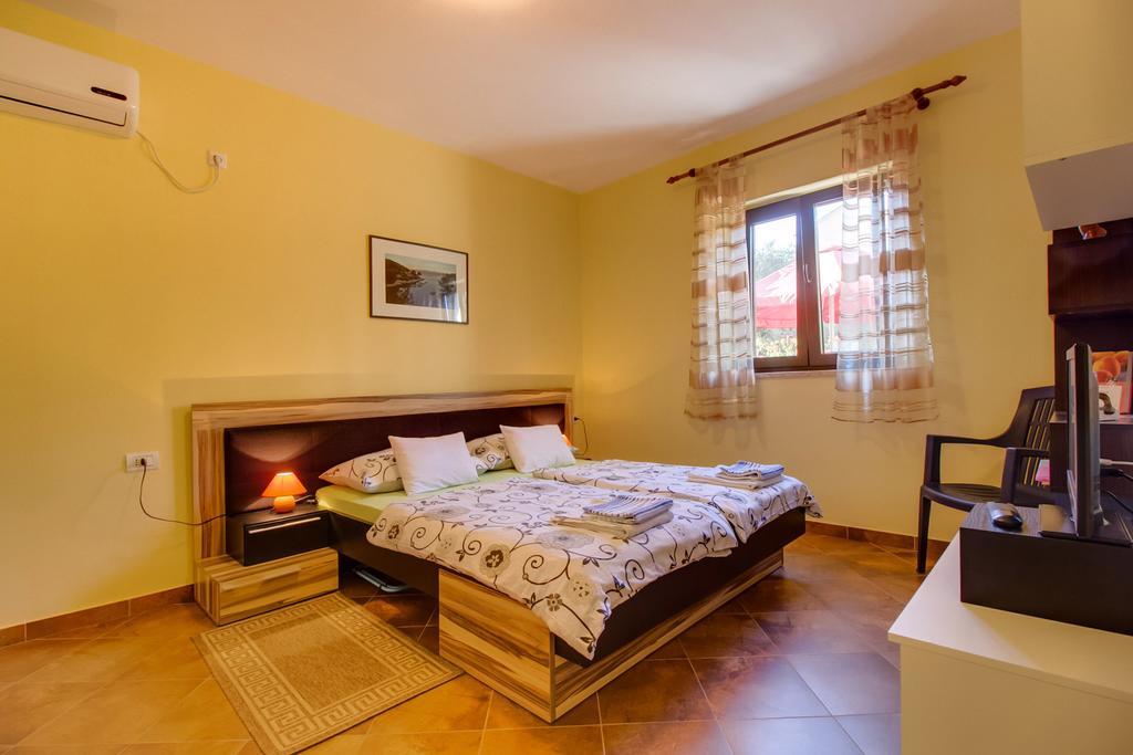 Abba Apartment *
